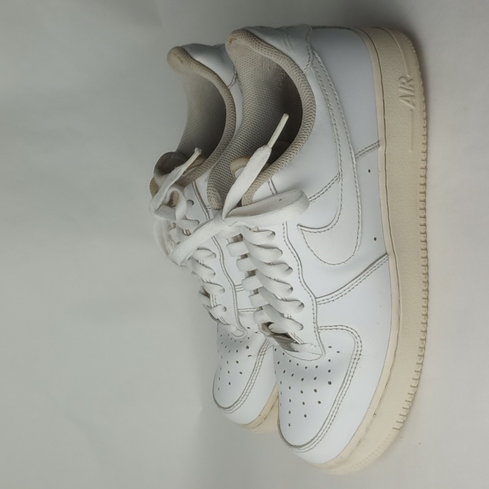 Nike Air Force 1 Sneakers, Dirty Triple White,Men Size  9,White Leather Low Tops